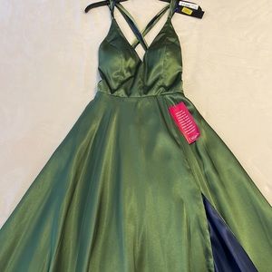 NWT Betsy & Adam Olive and Navy Satin Prom Dress